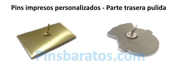 Pins personalizados impresos con forma del logo.