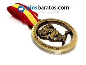 Medallas personalizadas para campeonatos deportivos. Podemos realizar cualquier logo personalizado Medallas campeonatos deportivos